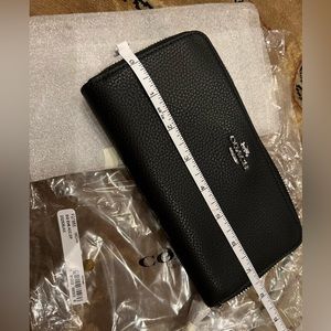 Coach wallet new with tag